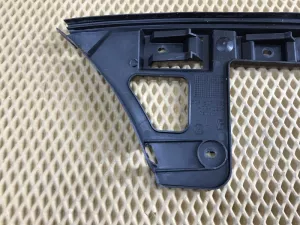Направляющая заднего бампера VW Passat [B6] 2005-2010 (УНИВЕРСАЛ 3C9807393 3C9807394) — фото 3