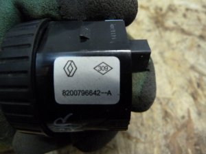 Кнопка многофункциональная Renault Duster 2012> (ВКЛЮЧЕНИЯ ПОЛНОГО ПРИВОДА 8200796642) — фото 4