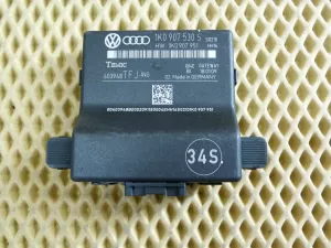 Блок электронный Skoda Octavia (A5 1Z-) 2004-2013 (БЛОК УПРАВЛЕНИЯ МЕЖСЕТЕВЫМ ИНТЕРФЕЙСОМ 1K0907530S) — фото 1
