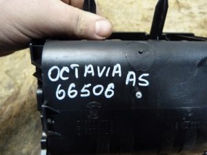 Пепельница передняя Skoda Octavia (A5 1Z-) 2004-2013 (1Z1863077A) — фото 7