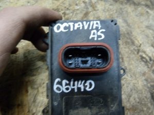 Блок электронный Skoda Octavia (A5 1Z-) 2004-2013 (УПРАВЛЕНИЯ АДАПТИВНОГО СВЕТА 7L6941329B) — фото 5