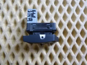Кнопка стеклоподъемника Skoda Octavia (A5 1Z-) 2004-2013 (1Z0959855) — фото 2