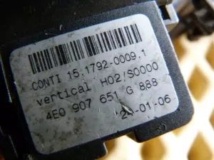 Датчик ускорения Audi A8 [4E] 2003-2010 (УСКOРЕНИЯ АМОРТИЗАТОРА ПНЕВМОПОДВЕСКИ ЛЕВЫЙ 4E0616575J) — фото 5