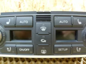 Блок управления климатической установкой Audi A8 [4E] 2003-2010 (4E0820043H) — фото 4