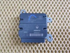 Блок управления AIR BAG Renault Logan II 2014>,Sandero 2014> (285584207R) — фото 1