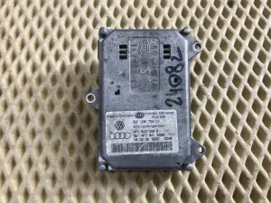 Блок управления светом Audi A1 (8X) 2010-2018 Audi A3 [8P1] 2003-2013 Audi A3 [8PA] Sportback 2004-2013 Audi A4 [B8] 2007-2015 Audi A4 [B8] Allroad 2009-2015 Audi A5/S5 [8F] Cabrio 2010-2016 Audi A5/S5 [8T] Coupe/Sportback 2007-2016 Audi A6 [C6,4F] 2004-2011 Audi A6 [C7,4G] 2011-2018 Audi A7 (4G8) 2011-2018 Audi A8 [4E] 2002-2010 Audi A8 [4H] 2010-2017 Audi Allroad quattro 2006-2012 Audi Allroad quattro 2012-2019 Audi Q5 [8R] 2008-2017 Audi Q7 [4L] 2005-2015 (4F0941329B) — фото 1