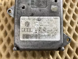Блок управления светом Audi A1 (8X) 2010-2018 Audi A3 [8P1] 2003-2013 Audi A3 [8PA] Sportback 2004-2013 Audi A4 [B8] 2007-2015 Audi A4 [B8] Allroad 2009-2015 Audi A5/S5 [8F] Cabrio 2010-2016 Audi A5/S5 [8T] Coupe/Sportback 2007-2016 Audi A6 [C6,4F] 2004-2011 Audi A6 [C7,4G] 2011-2018 Audi A7 (4G8) 2011-2018 Audi A8 [4E] 2002-2010 Audi A8 [4H] 2010-2017 Audi Allroad quattro 2006-2012 Audi Allroad quattro 2012-2019 Audi Q5 [8R] 2008-2017 Audi Q7 [4L] 2005-2015 (4F0941329B) — фото 4