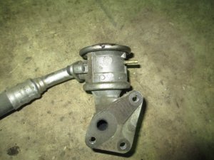 Клапан EGR Audi Q7 [4L] 2005-2015,A6 [C6,4F] 2004-2011,A8 [4E] 2003-2010,Touareg 2002-2010,Allroad quattro 2006-2012 (4.2 V8 BFM 078131101N 078131102F) — фото 1