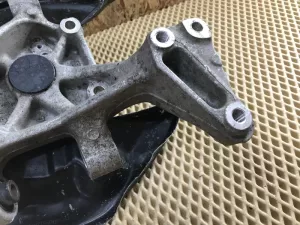 Кулак поворотный задний левый VW Passat [B7] 2011-2015,Passat [B6] 2005-2010,Tiguan 2007-2011,TT(8J) 2006-2015,Passat CC 2008>,EOS 2006-2015,Scirocco 2008>,Yeti 2009>,Tiguan 2011-2016,Q3 2012> (3C0505433K) — фото 6