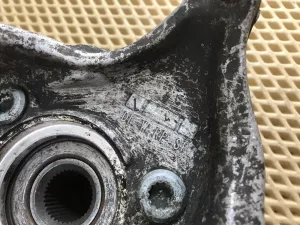 Кулак поворотный передний правый VW Passat [B6] 2005-2010,A3 [8PA] Sportback 2004-2013,Leon (1P1) 2005-2013,Passat CC 2008>,Passat [B7] 2011-2015 (3C0407254F) — фото 14