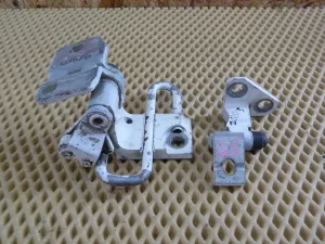 Петля двери задней правой VW Passat [B6] 2005-2010,Passat CC 2008>,Passat [B7] 2011-2015 (3C4833412C) — фото 4
