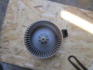 Моторчик отопителя Honda Accord VIII 2008-2015;Accord VIII USA 2007-2012;Crosstour 2010-2015;CR-V 2007-2012;GX470 2002-2009;4 Runner/Hilux Surf 2002-2009;FJ Cruiser 2006>;Land Cruiser (120)-Prado 2002-2009 (79310TA0A01) — фото 1