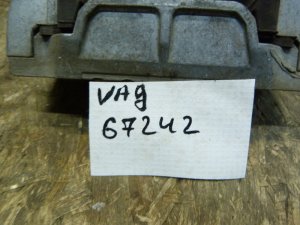 Опора двигателя правая Audi A3 [8P1] 2003-2013;A3 [8PA] Sportback 2004-2013;Altea 2004-2015;Leon (1P1) 2005-2013;Toledo III 2004-2009;Octavia (A5 1Z-) 2004-2013;Yeti 2009-2018;Caddy III 2004-2015;Caddy IV 2016-2020;Golf Plus 2005-2014;Golf V 2003-2009;Golf VI 2009-2013;Jetta 2006-2011;Jetta 2011-2018;Passat [B6] 2005-2010;Touran 2003-2010 (1K0199262AL) — фото 6