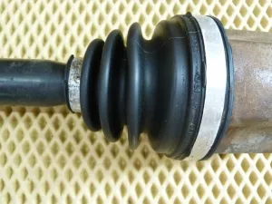 Полуось передняя левая Volvo S40 2004-2012 (P31259794) — фото 5