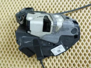 Замок двери передней левой Ford Focus III 2011-2019 (5 КОНТАКТОВ BM5AA21813AE) — фото 9