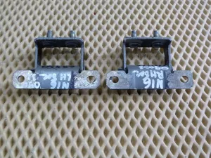 Петля двери багажника Nissan Almera N16 2000-2006 (КОМПЛЕКТ ХЕТЧБЭК 3/5 ДВЕРЕЙ 90400BM430) — фото 3