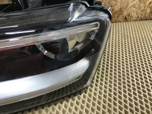 Фара левая Audi Q3 (8U) 2012-2018 (КСЕНОН НЕ АДАПТИВНАЯ БЕЗ БЛОКА И ЛАМПЫ 8U0941003H) — фото 4