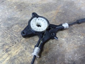 Стеклоподъемник электр. передний левый Mazda 3 (BK) 2002-2009 (БЕЗ МОТОРЧИКА BP4K59590A) — фото 4