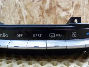 Блок управления климатической установкой Mercedes Benz W221 2005-2013 (A2214421323) — фото 4