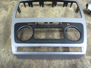 Накладка декоративная Skoda Octavia (A5 1Z-) 2004-2013 (КОМПЛЕКТ НА ТОРПЕДО 1Z1858417P 1Z1858415L 1Z1858418 1Z0858069AABE9) — фото 2