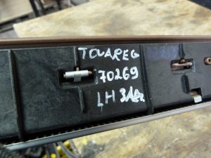 Накладка декоративная VW Touareg 2002-2010 (ОБШИВКИ ДВЕРИ ЗАДНЯЯ ЛЕВАЯ 7L6867459) — фото 11