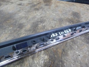 Накладка декоративная Cadillac SRX 2003-2009 (НА ОБШИВКУ ДВЕРИ ПЕРЕДНЯЯ ЛЕВАЯ 15921397) — фото 7
