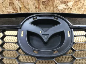 Решетка радиатора Mazda CX 5 2012> (ДО 2015 ГОДА KD4550712) — фото 12