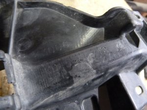 Решетка радиатора Mazda CX 5 2012> (ДО 2015 ГОДА KD4550712) — фото 13