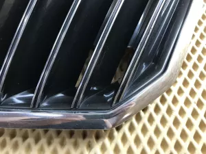 Решетка радиатора Skoda Superb 2008-2015 (ПОСЛЕ 2013 ГОДА 3T0853668B) — фото 4