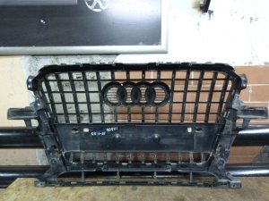 Решетка радиатора Audi Q5 [8R] 2008-2017 (ПОСЛЕ 2012 ГОДА 8R0853651AB) — фото 8
