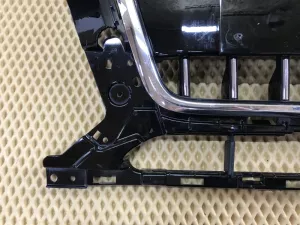 Решетка радиатора Audi Q5 [8R] 2008-2017 (ПОСЛЕ 2012 ГОДА 8R0853651AB) — фото 2