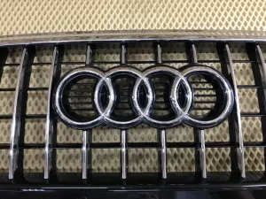Решетка радиатора Audi Q5 [8R] 2008-2017 (ПОСЛЕ 2012 ГОДА 8R0853651AB) — фото 14