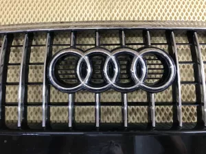 Решетка радиатора Audi Q5 [8R] 2008-2017 (ПОСЛЕ 2012 ГОДА 8R0853651AB) — фото 13