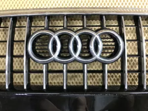 Решетка радиатора Audi Q5 [8R] 2008-2017 (ПОСЛЕ 2012 ГОДА 8R0853651AB) — фото 15