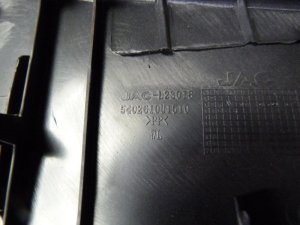 Обшивка багажника JAC S5 2013-2019 (НА ЗАДНЮЮ ПАНЕЛЬ 5402610U1510) — фото 12