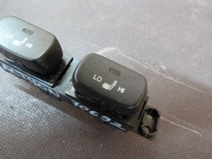 Кнопка обогрева сидений Ssang Yong Actyon New/Korando C 2010> (ПАРА 8581034110HDW) — фото 3