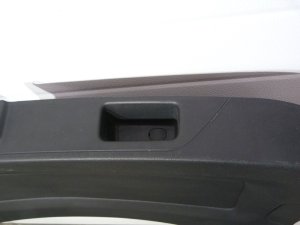 Обшивка двери багажника VW Tiguan 2011-2016 (5N0867601A 5N0867704B 5N0867703B 5N0867707B) — фото 9