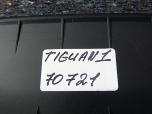Обшивка двери багажника VW Tiguan 2011-2016 (5N0867601A 5N0867704B 5N0867703B 5N0867707B) — фото 26