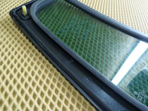 Стекло двери задней левой (форточка) VW Tiguan 2011-2016 (5N0845213E) — фото 17