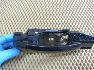Ручка наружная двери задней левая VW Tiguan 2011-2016 (5N0837885H 5N0837205MGRU) — фото 5