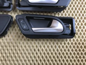 Ручка внутренняя двери VW Tiguan 2011-2016 (КОМПЛЕКТ С ПОДСВЕТКОЙ И ЦЕНТРАЛЬНЫМ ЗАМКОМ 1K0962126B 5N2837114 5N2837113 5N0839113 5N0839114) — фото 4