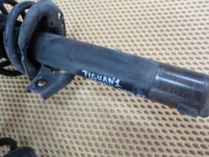 Амортизатор передний VW Tiguan 2011-2016 (КОМПЛЕКТ 5N0413031AL 5N0513049AT 1K0412331C) — фото 5