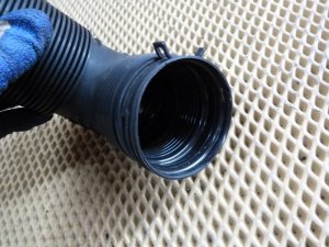 Патрубок воздушного фильтра VW Tiguan 2011-2016 (5N0129684D) — фото 3