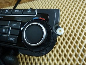 Блок управления климатической установкой VW Tiguan 2011-2016 (5K0907044GJ) — фото 6