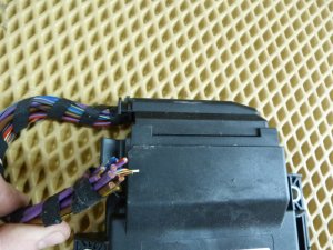Блок управления парковочным тормозом VW Tiguan 2011-2016 (3AA907801H) — фото 2