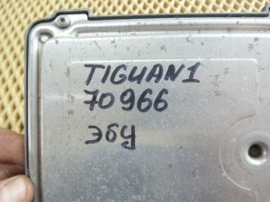 Блок управления двигателем VW Tiguan 2011-2016 (03C907309M) — фото 4
