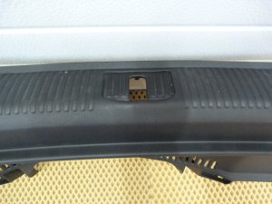 Обшивка багажника Audi A1 (8X) 2010-2018 (НА ЗАДНЮЮ ПАНЕЛЬ 8X0863459) — фото 6