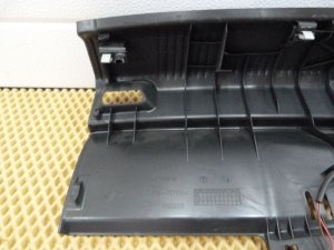 Обшивка багажника Audi A1 (8X) 2010-2018 (НА ЗАДНЮЮ ПАНЕЛЬ 8X0863459) — фото 11
