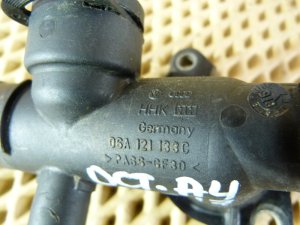 Фланец двигателя системы охлаждения Skoda Octavia 1997-2000 (06A121133C) — фото 9