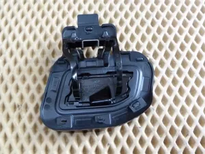 Крышка форсунки омывателя Land Rover Range Rover Evoque 2011-2018 (BJ3213W023C BJ3213W024C) — фото 3